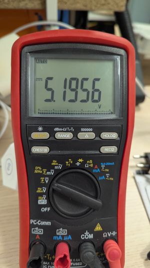 Multimeter showing 5.2V on MOSFET gate